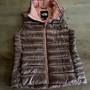 Women’s North Face vest